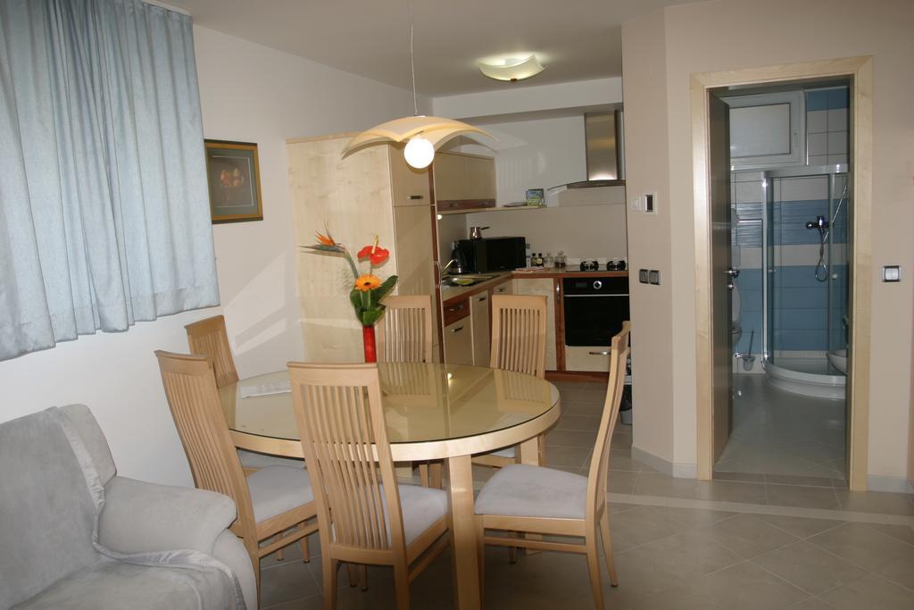 Apartments Veno 라스코 객실 사진